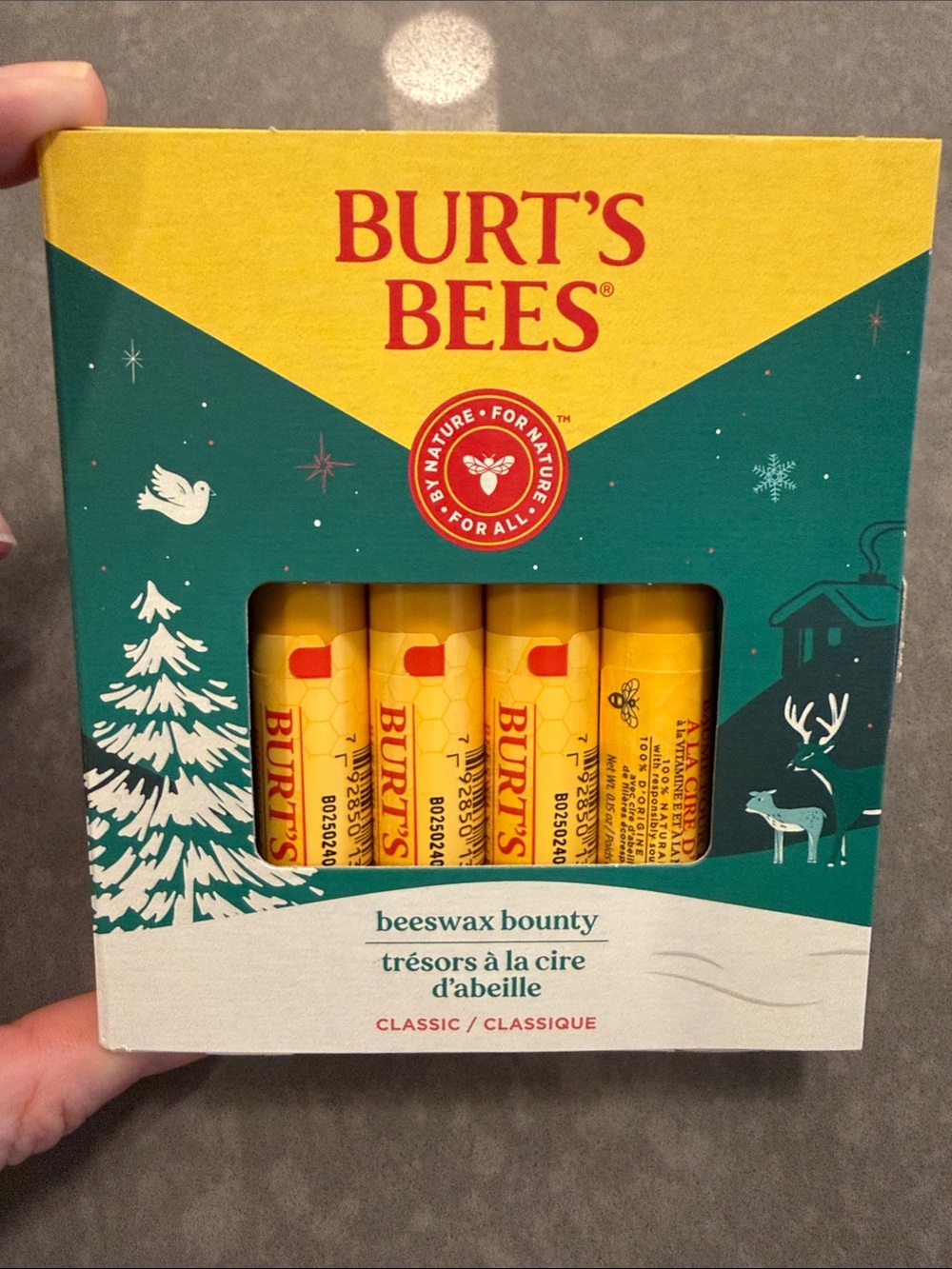 Burt's Bees Beeswax Bounty Lip Balm Pack - Yellow & Teal Holiday Box